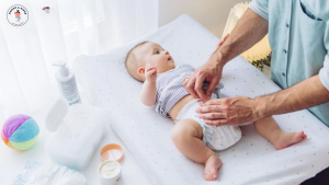 Cách thay bỉm đúng chuẩn cho trẻ sơ sinh dưới 1 tháng tuổi